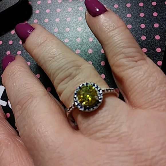 SOLD Beauty and the Beast, Belle's engagement ring sz 9 - Picture 2 of 4